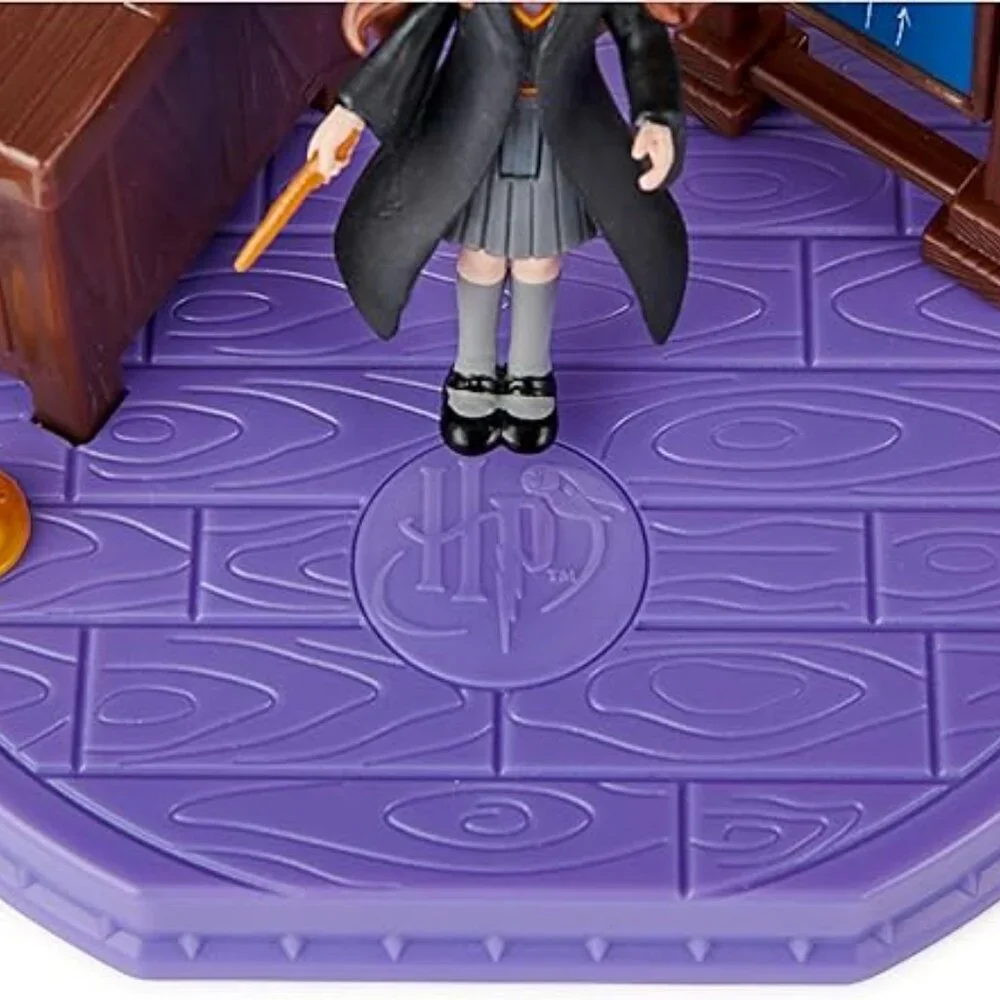 WIZARDING‎ WORLD of Harry Potter Magical Minis – Hermione Granger (BRAND-NEW!)